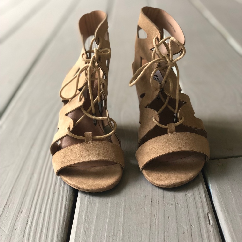 Steve Madden Tan Heels Size 5.5 - Picture 2 of 6